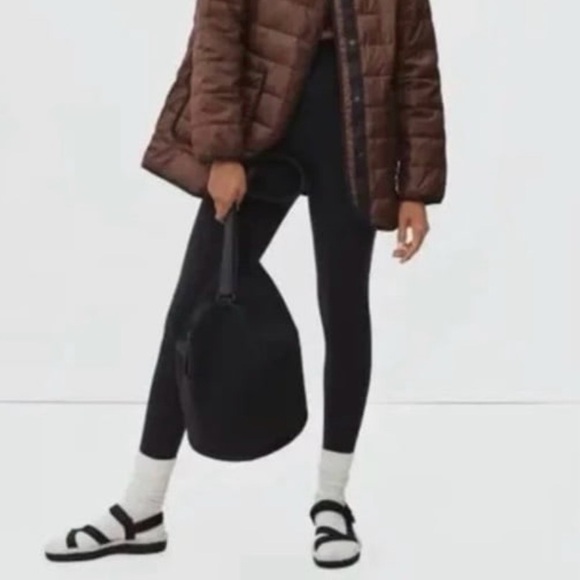 Everlane Black The ReNew Teddy Sherpa Lined Sport Sandal Size 7 - Picture 2 of 16